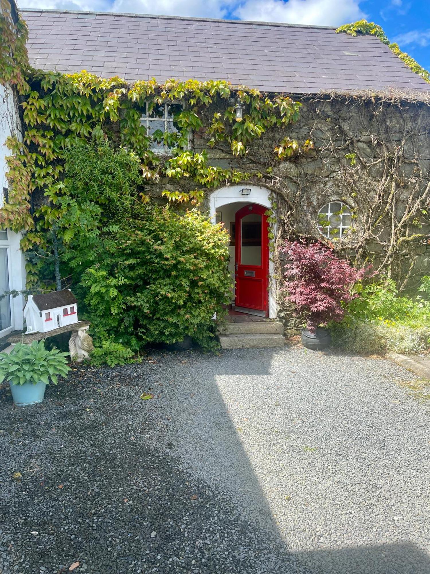 The Byre . Apartment Dromore  ภายนอก รูปภาพ
